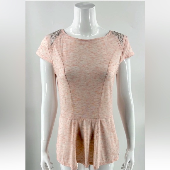 Guess Peplum Top Size M Pink Padded Shoulders Cap Sleeve Studded Shirt Womens - Picture 1 of 8